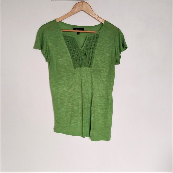 Cottonworld Tops - Cottonworld grass green asymmetric half sleeves top blouse unique colour